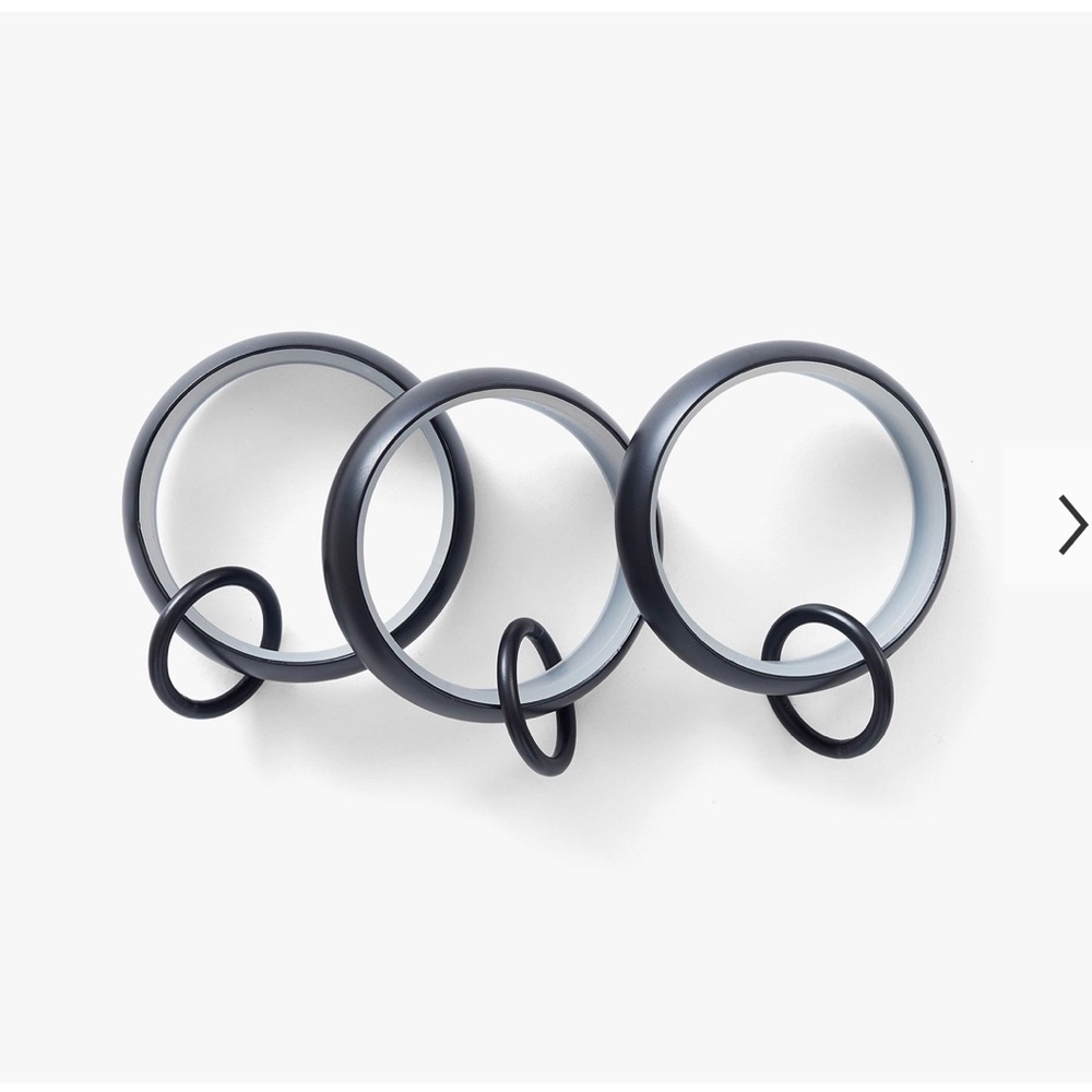 PB Quiet-Glide Curtain Round Rings Box contains 10 rings.The rings are .75”diam